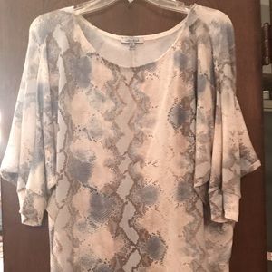 NWOT White Birch snake print top size Large